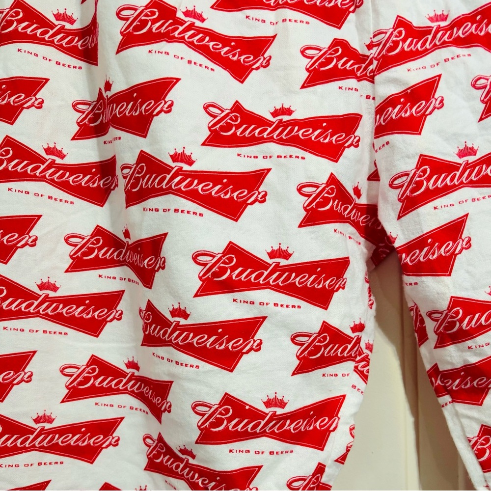 Budweiser-branded loungewear - Picture 3 of 3